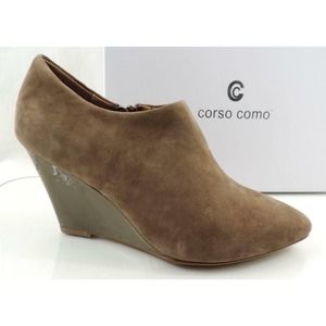 Corso Como Model Ankle Wedge Booties Pumps Taupe Suede Size 9.5